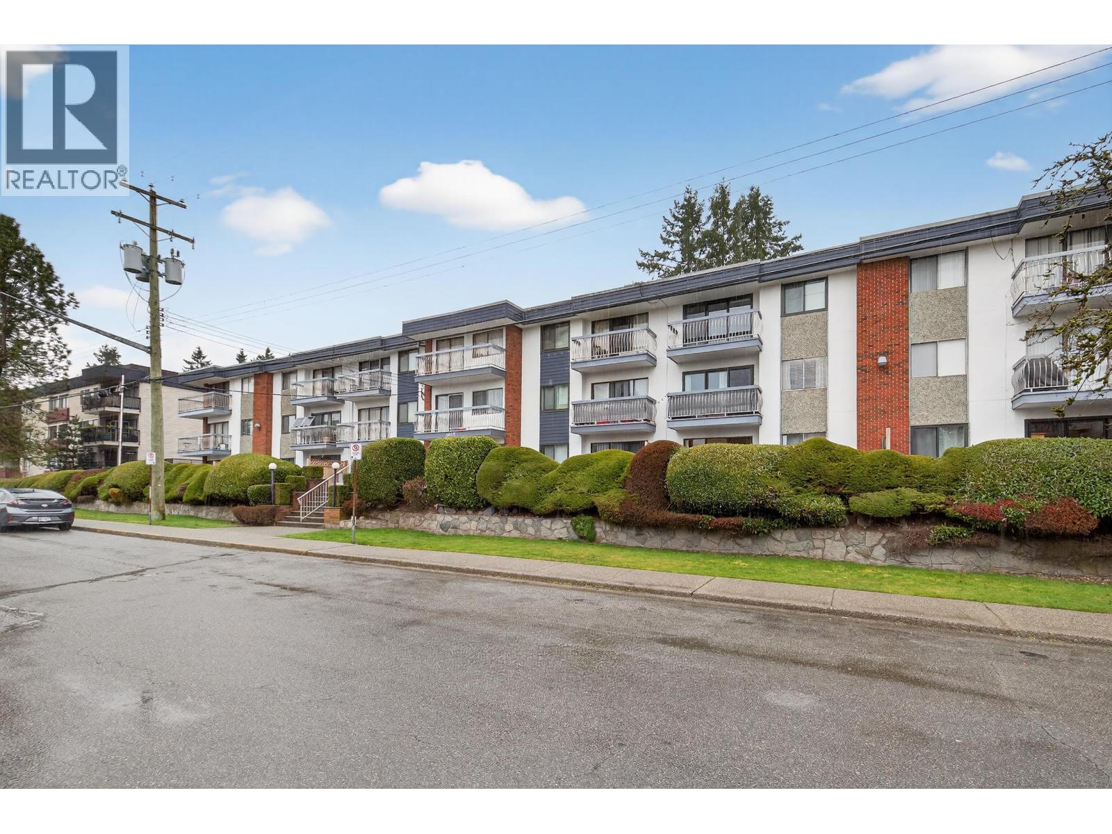 106 1045 Howie Avenue, Coquitlam, British Columbia  V3J 1T5 - Photo 2 - R3095272