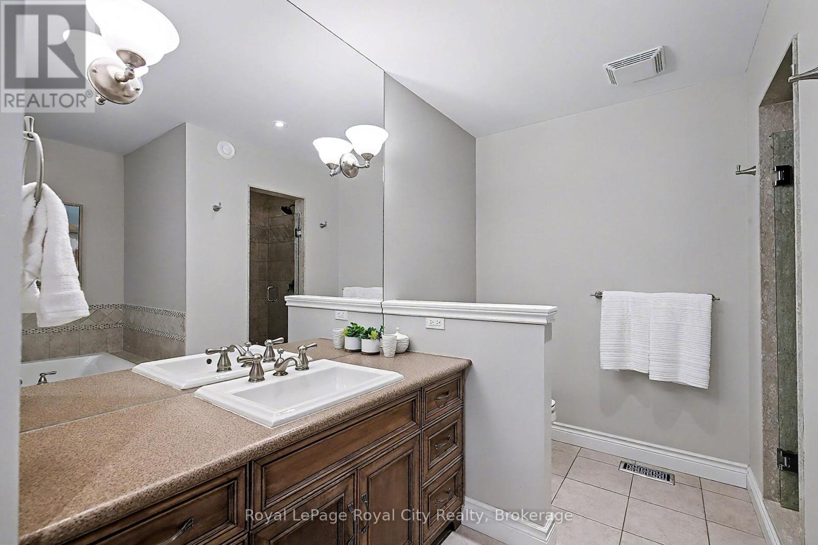 8 Zaduk Place, Guelph, Ontario  N1G 0A7 - Photo 18 - X12846240