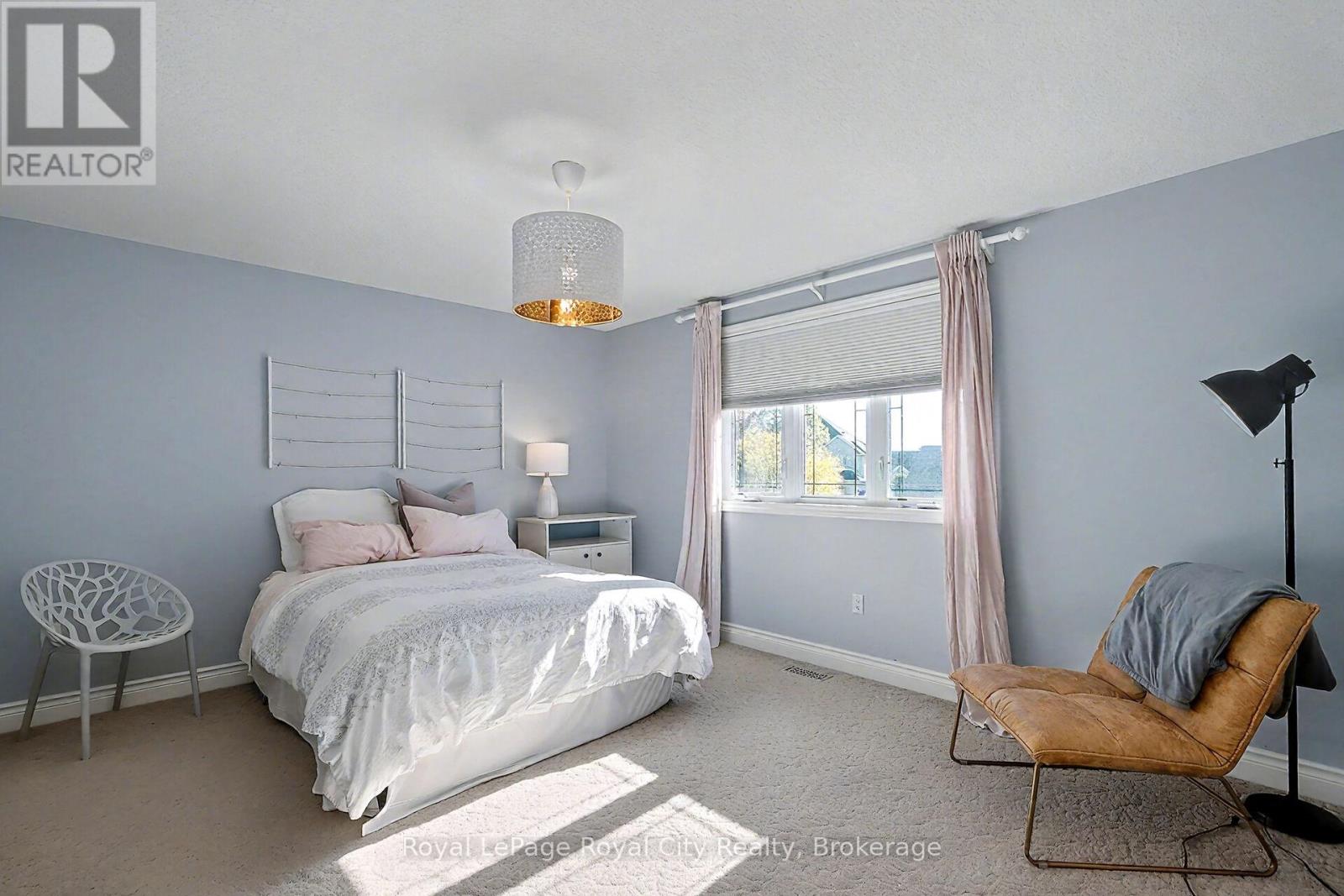 8 Zaduk Place, Guelph, Ontario  N1G 0A7 - Photo 21 - X12846240