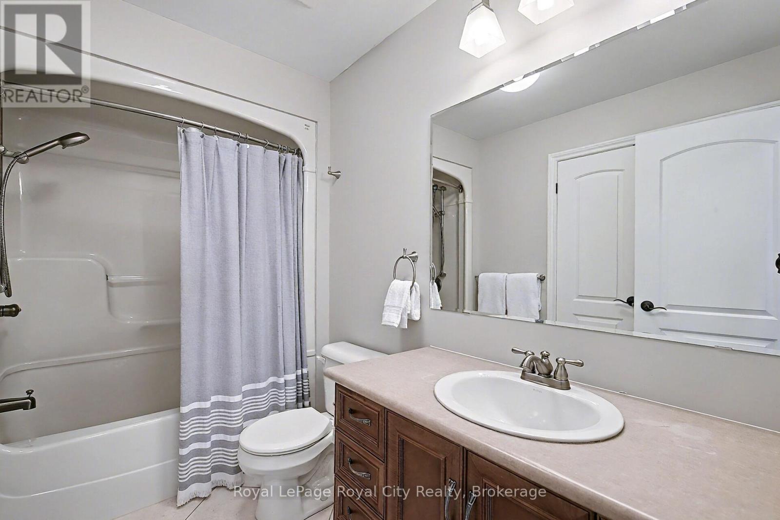 8 Zaduk Place, Guelph, Ontario  N1G 0A7 - Photo 23 - X12846240