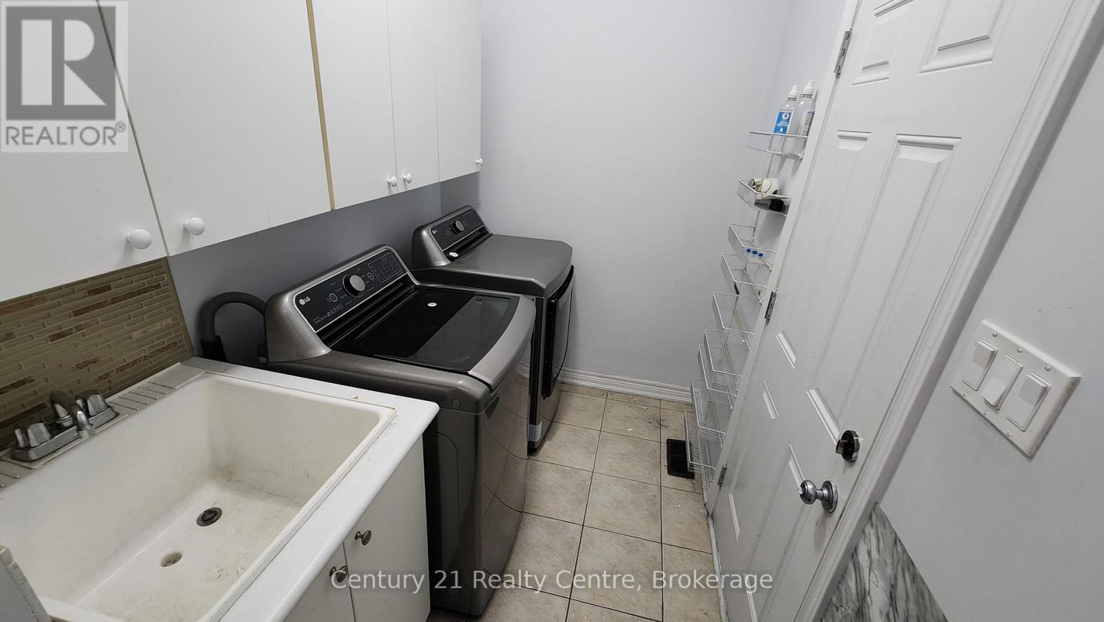 3 Almond Street, Brampton, Ontario  L6P 3W2 - Photo 12 - W12816252