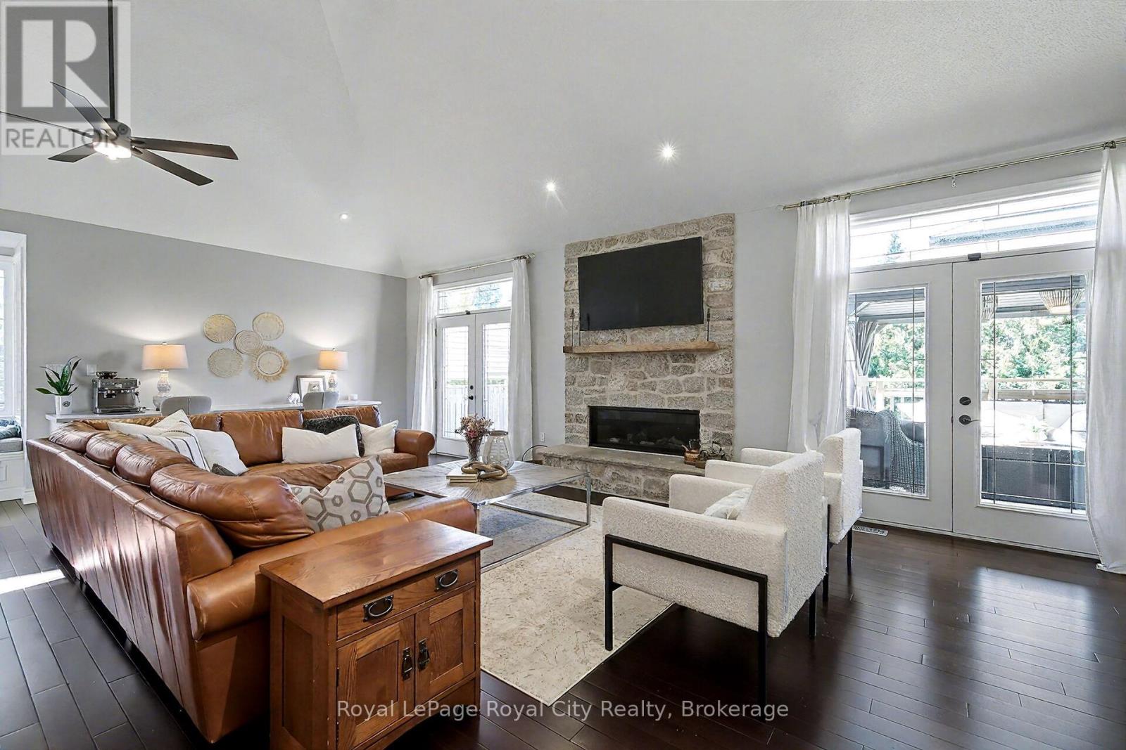 8 Zaduk Place, Guelph, Ontario  N1G 0A7 - Photo 8 - X12846240