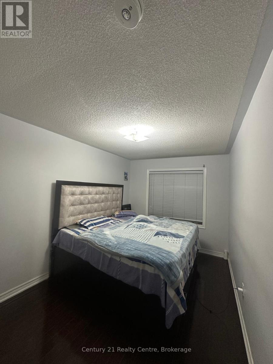 3 Almond Street, Brampton, Ontario  L6P 3W2 - Photo 11 - W12816252