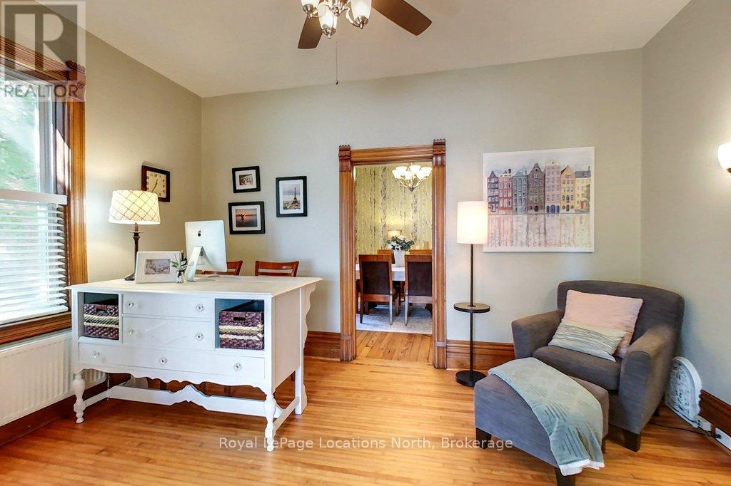 138 Bruce Street S, Blue Mountains, Ontario  N0H 2P0 - Photo 14 - X12438420