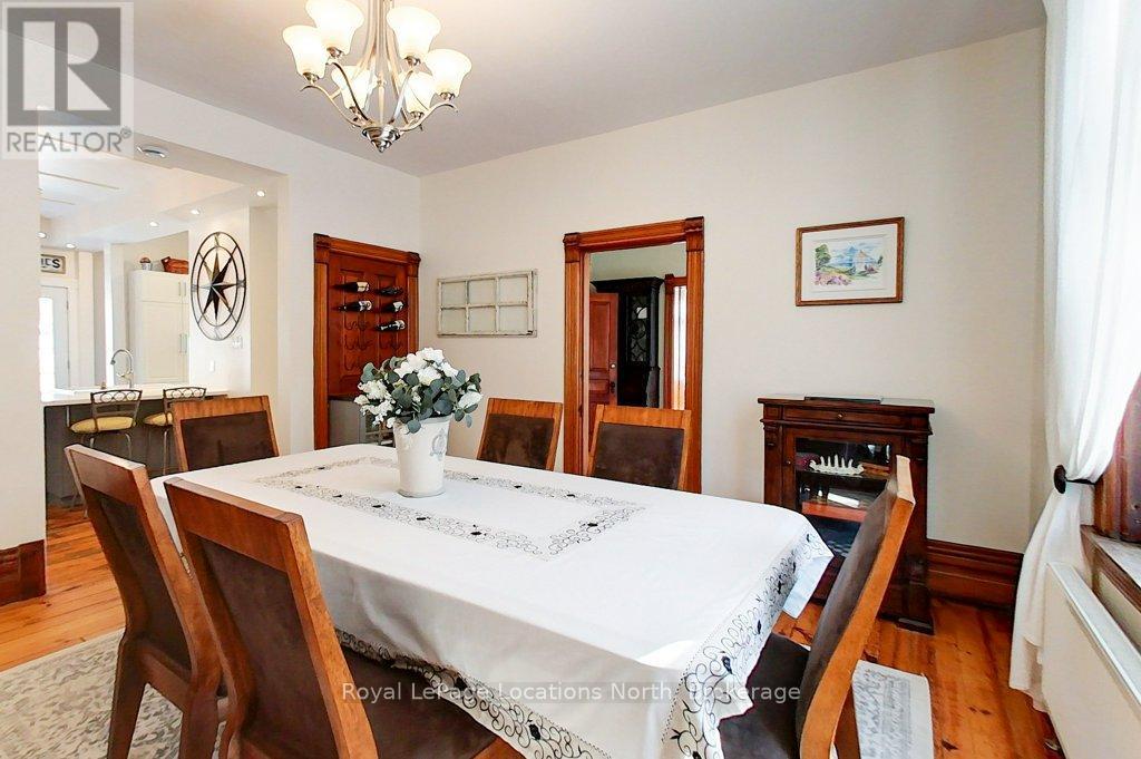 138 Bruce Street S, Blue Mountains, Ontario  N0H 2P0 - Photo 10 - X12438420