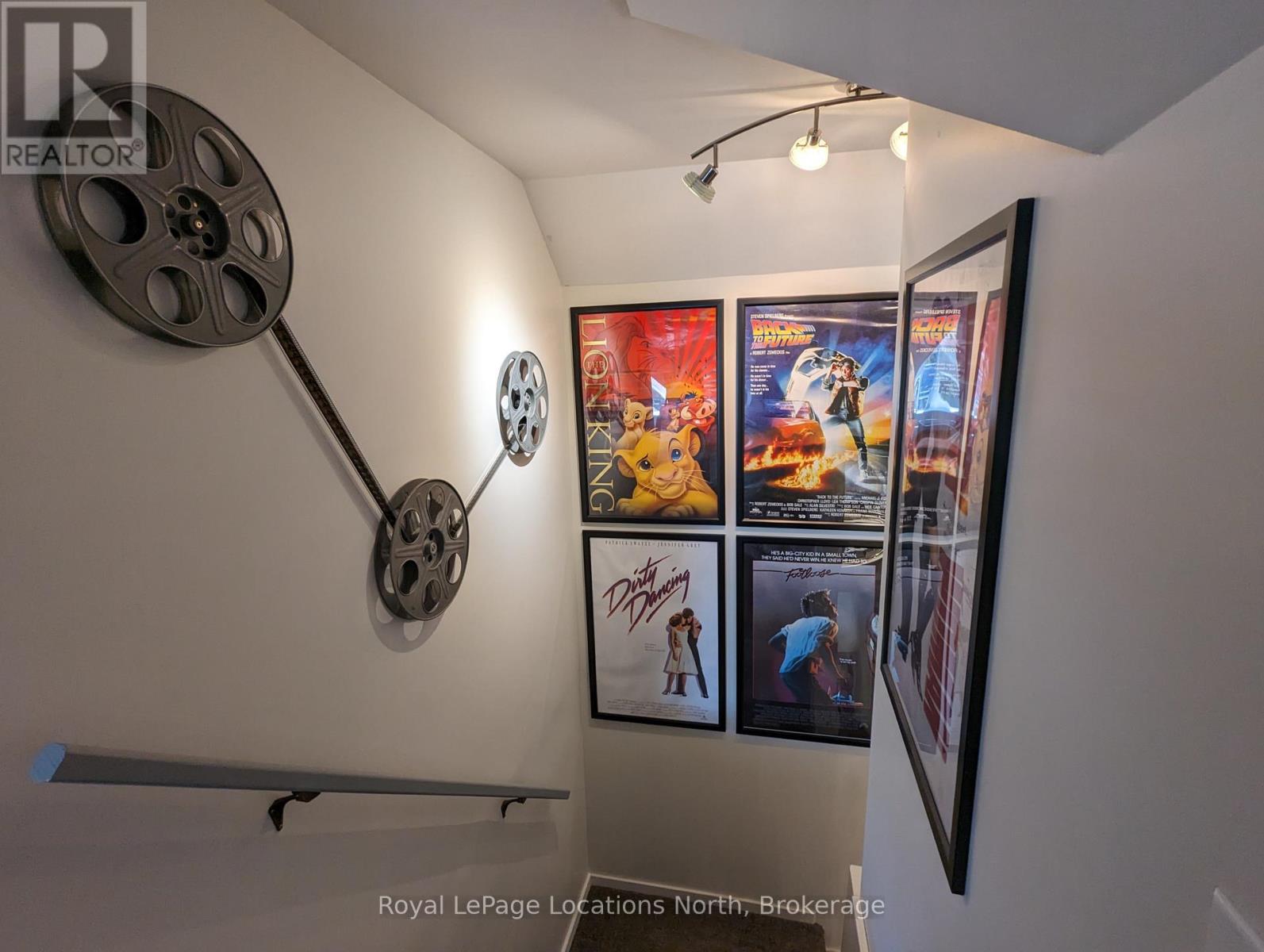 138 Bruce Street S, Blue Mountains, Ontario  N0H 2P0 - Photo 34 - X12438420