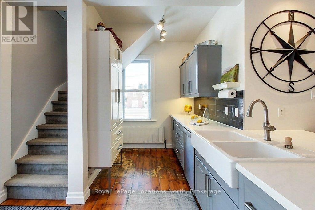 138 Bruce Street S, Blue Mountains, Ontario  N0H 2P0 - Photo 46 - X12438420