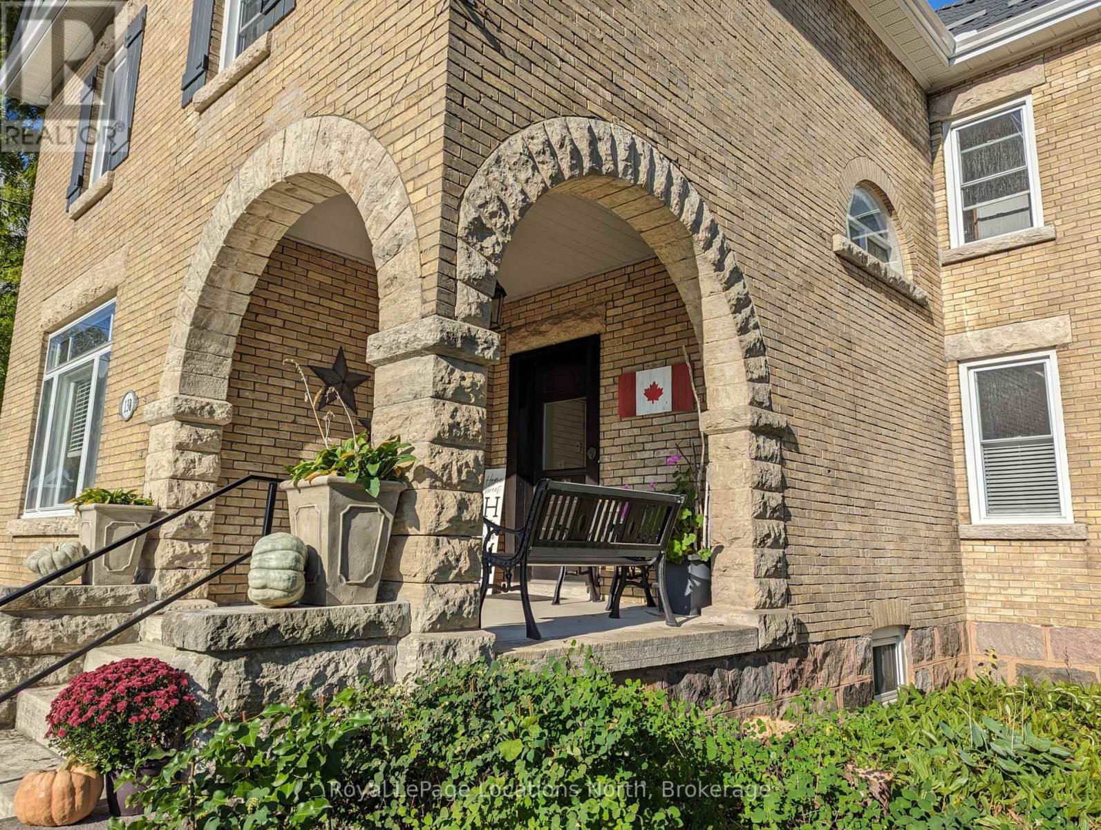 138 Bruce Street S, Blue Mountains, Ontario  N0H 2P0 - Photo 43 - X12438420