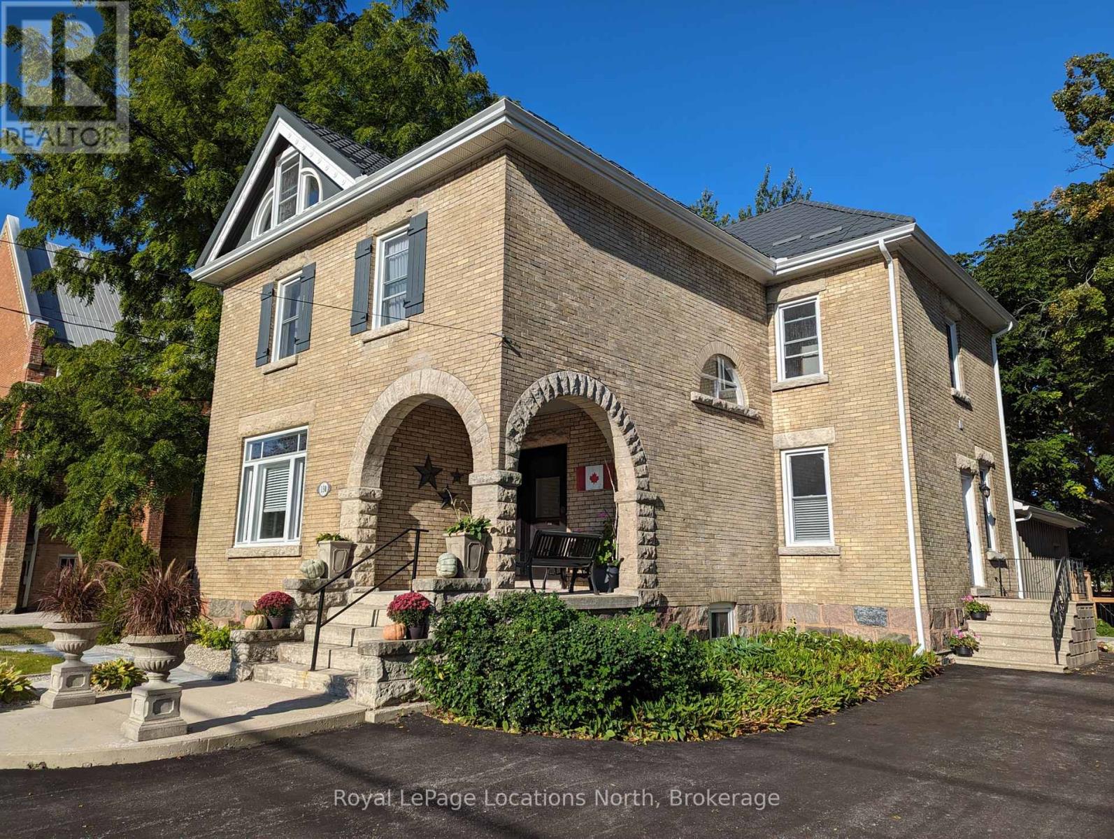 138 Bruce Street S, Blue Mountains, Ontario  N0H 2P0 - Photo 48 - X12438420