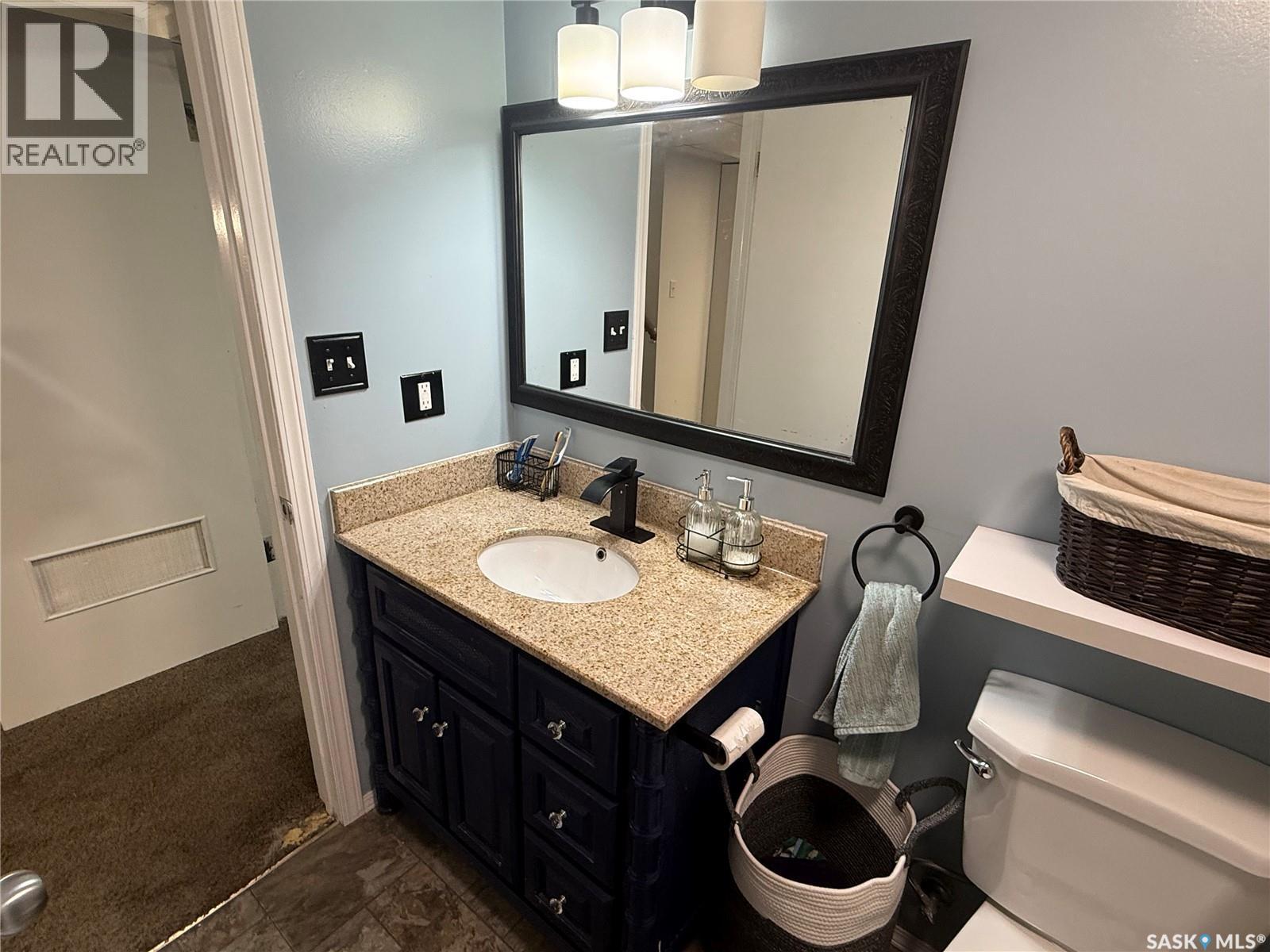 20 Scott Crescent, Weyburn, Saskatchewan  S4H 1T6 - Photo 33 - SK004329