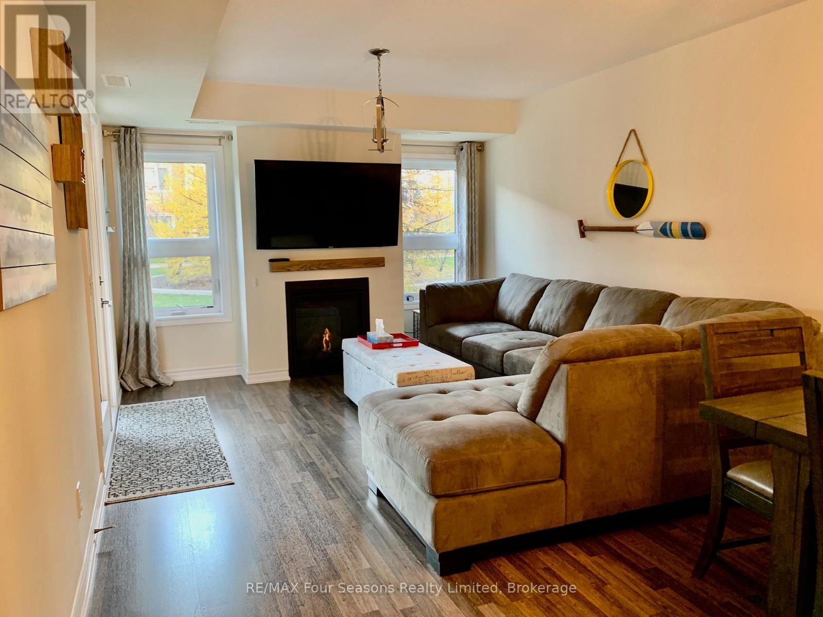 102 - 4 Cove Court, Collingwood, Ontario  L9Y 0Y6 - Photo 3 - S12846432