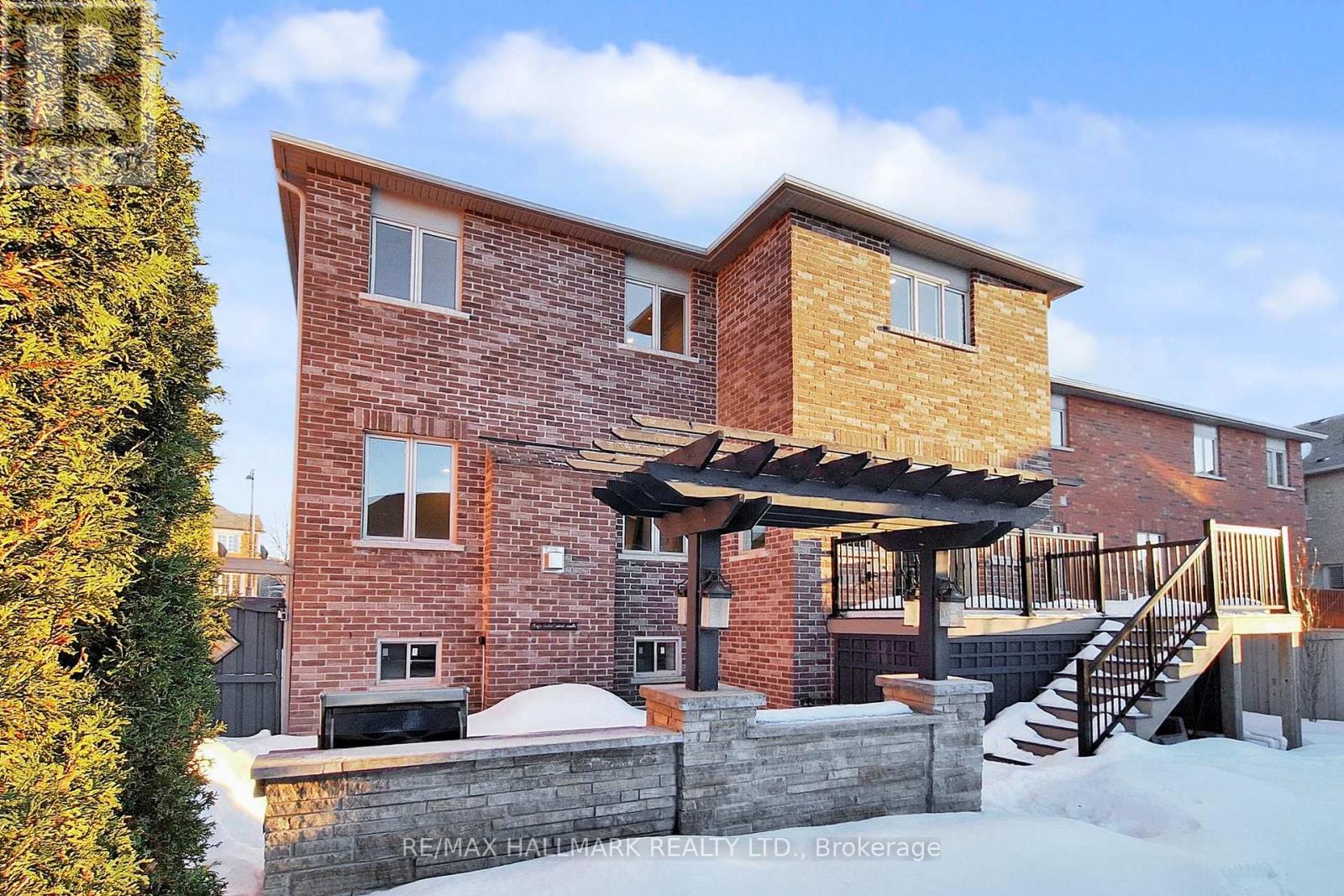 1135 Cenotaph Boulevard, Newmarket, Ontario  L3X 0A7 - Photo 44 - N12841760