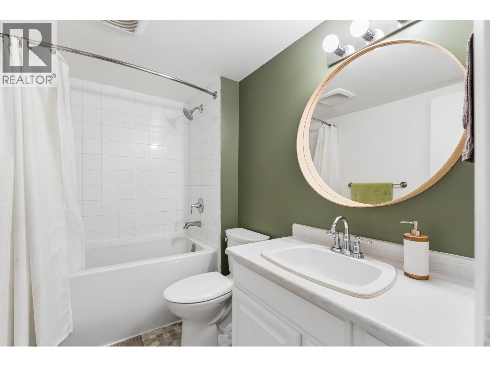 211 1385 Draycott Road, North Vancouver, British Columbia  V7J 3K9 - Photo 21 - R3096216