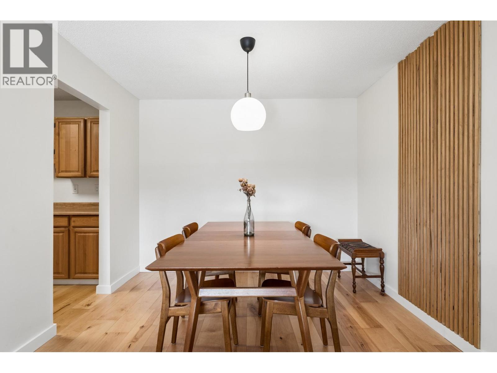 211 1385 Draycott Road, North Vancouver, British Columbia  V7J 3K9 - Photo 8 - R3096216