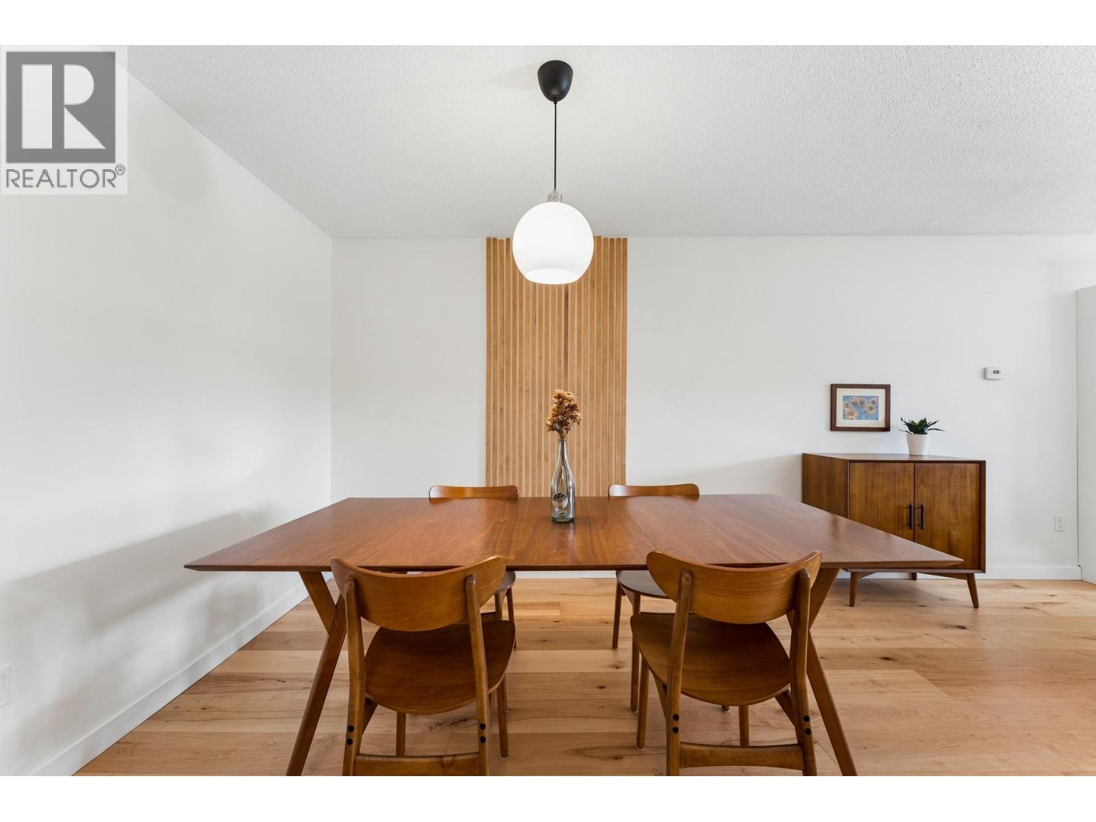 211 1385 Draycott Road, North Vancouver, British Columbia  V7J 3K9 - Photo 9 - R3096216