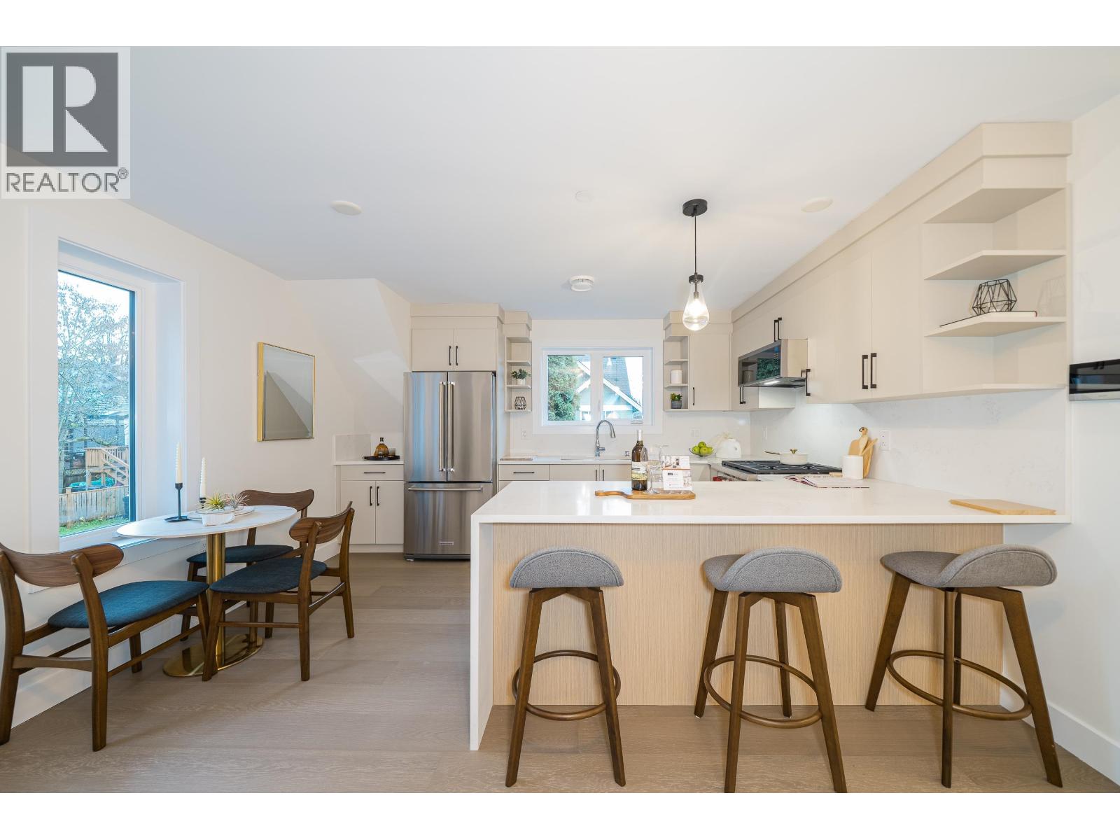 1926 William Street, Vancouver, British Columbia  V5L 2R8 - Photo 4 - R3096213