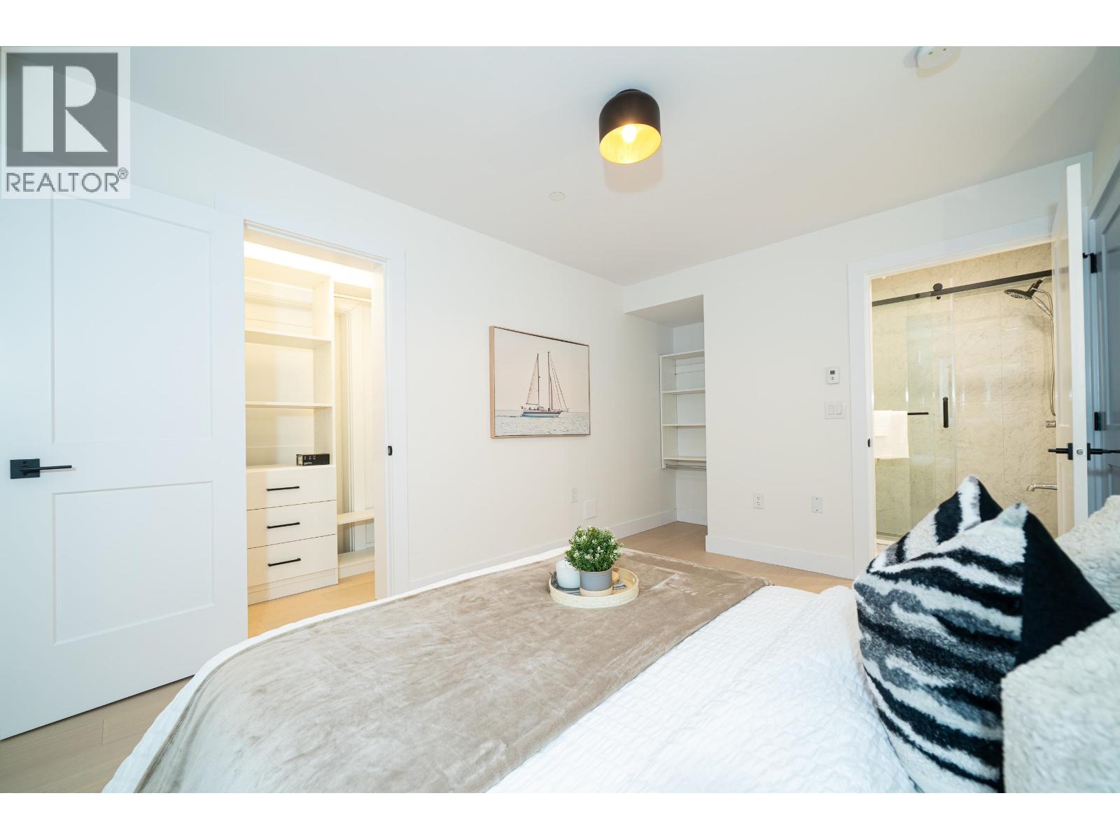 1926 William Street, Vancouver, British Columbia  V5L 2R8 - Photo 9 - R3096213