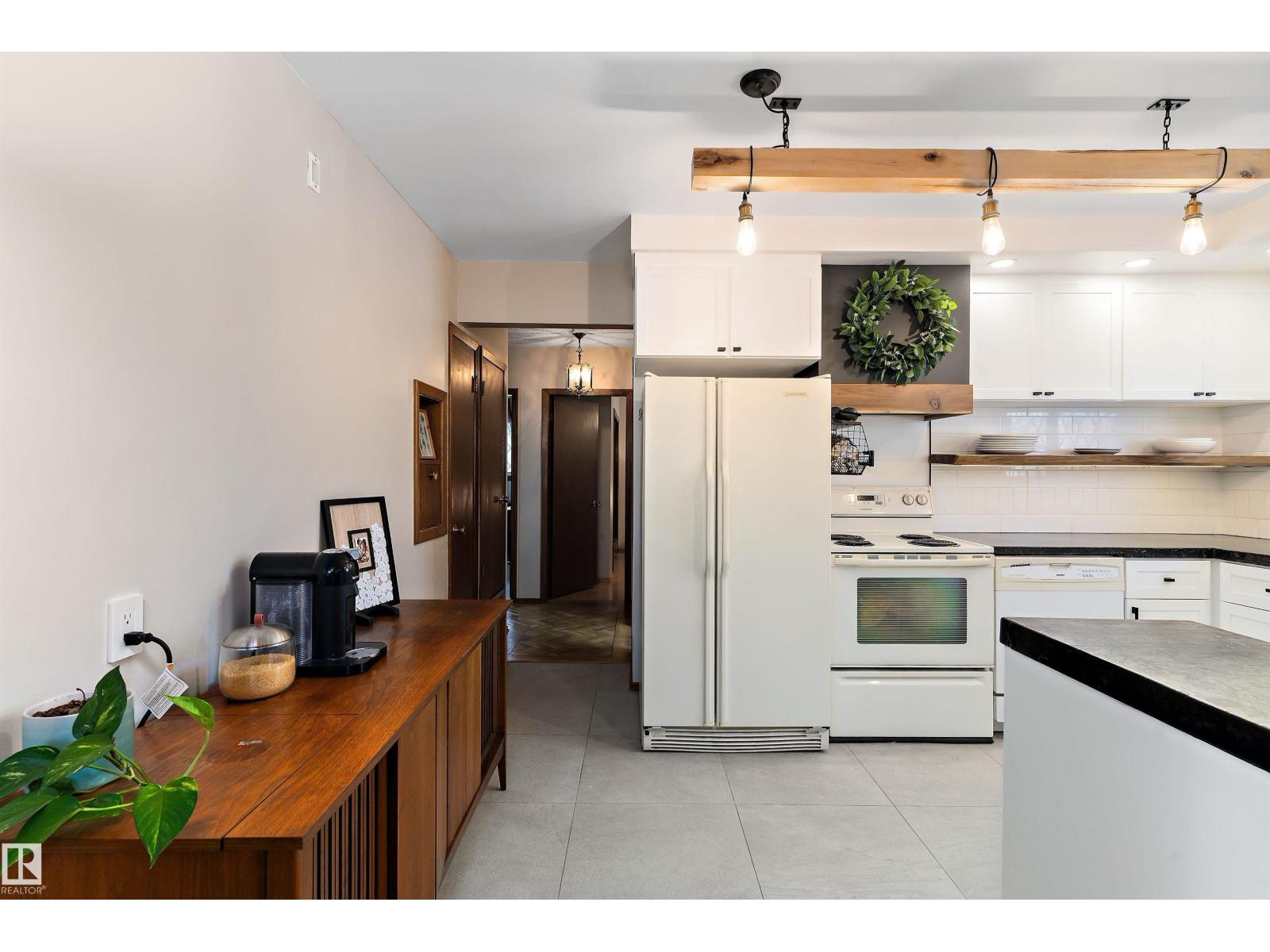 7316 100 Av Nw, Edmonton, Alberta  T6A 0G5 - Photo 12 - E4475865