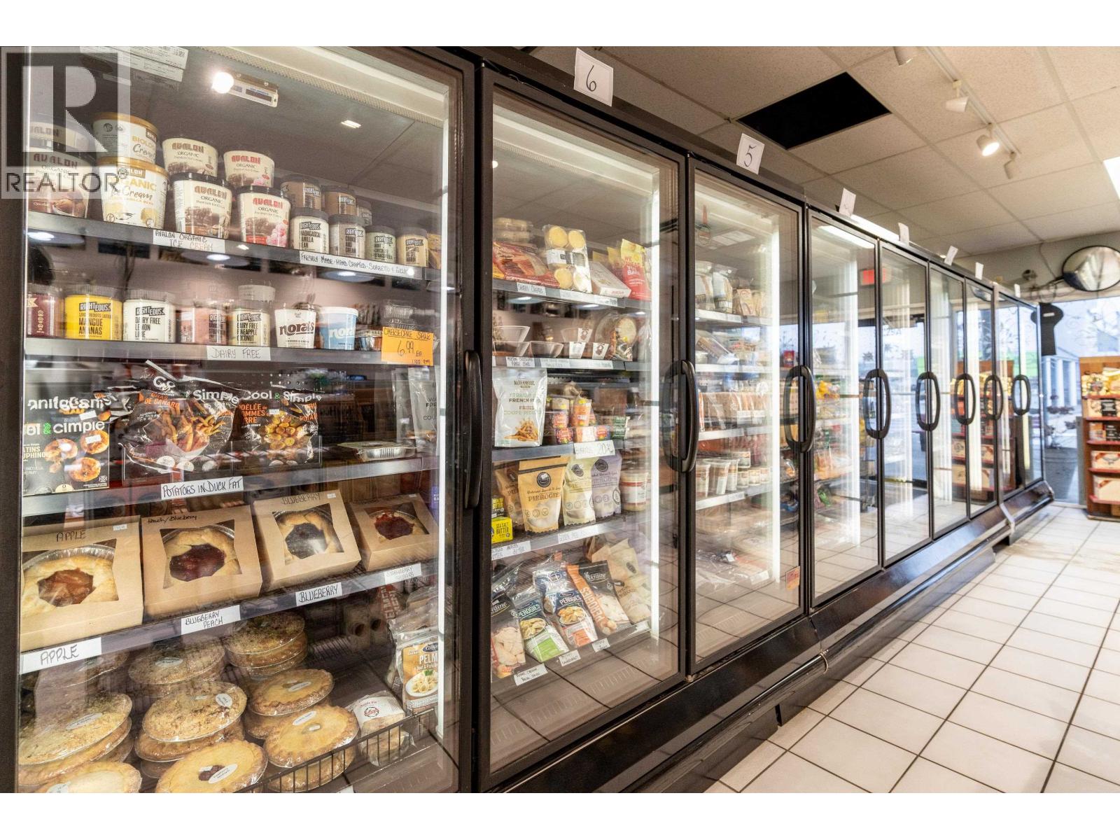 5229a Ladner Trunk Road, Ladner, British Columbia  V4K 1W4 - Photo 10 - C8076734