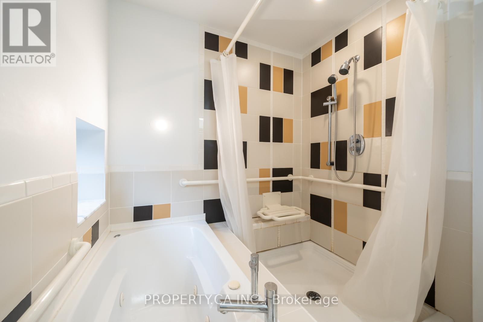 Main - 779 Willowdale Avenue, Toronto, Ontario  M2N 5B5 - Photo 12 - C12846448