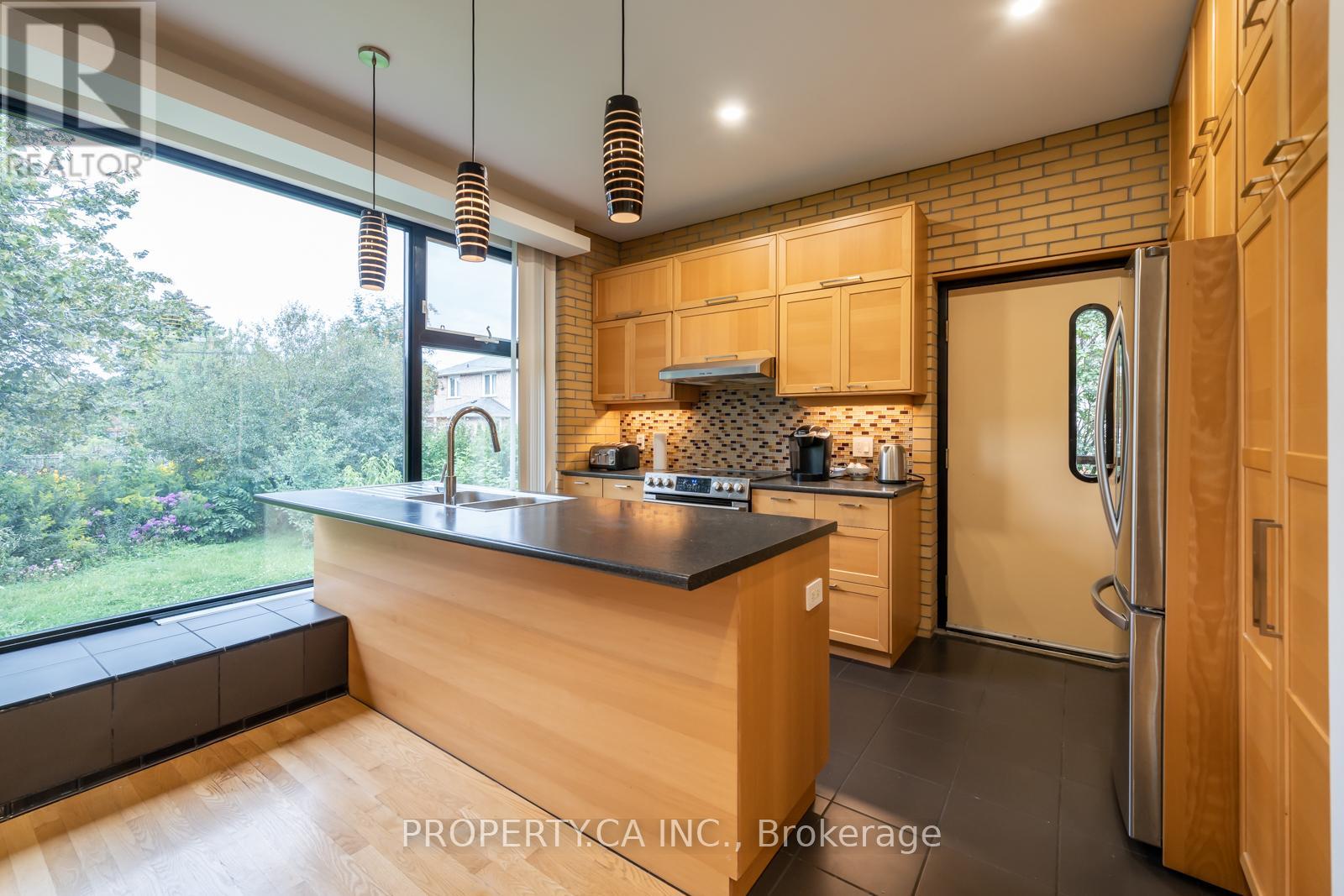 Main - 779 Willowdale Avenue, Toronto, Ontario  M2N 5B5 - Photo 3 - C12846448