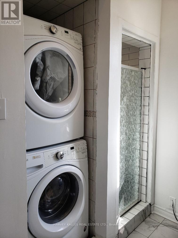 Room 1 - 605 Bloor Street, Toronto, Ontario  M6G 1K5 - Photo 8 - C12846466