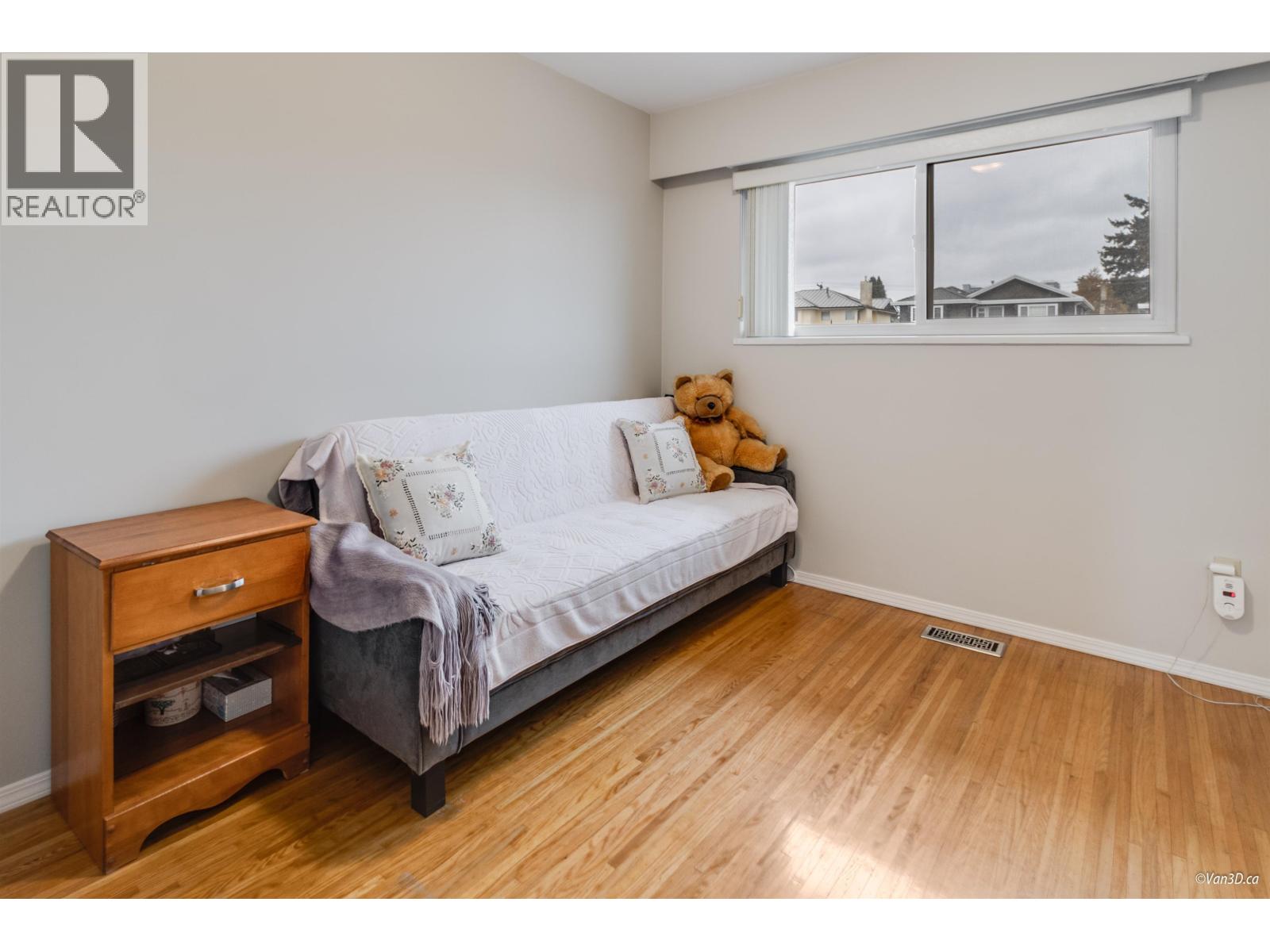 6555 St. Charles Place, Burnaby, British Columbia  V5H 3W1 - Photo 6 - R3095820