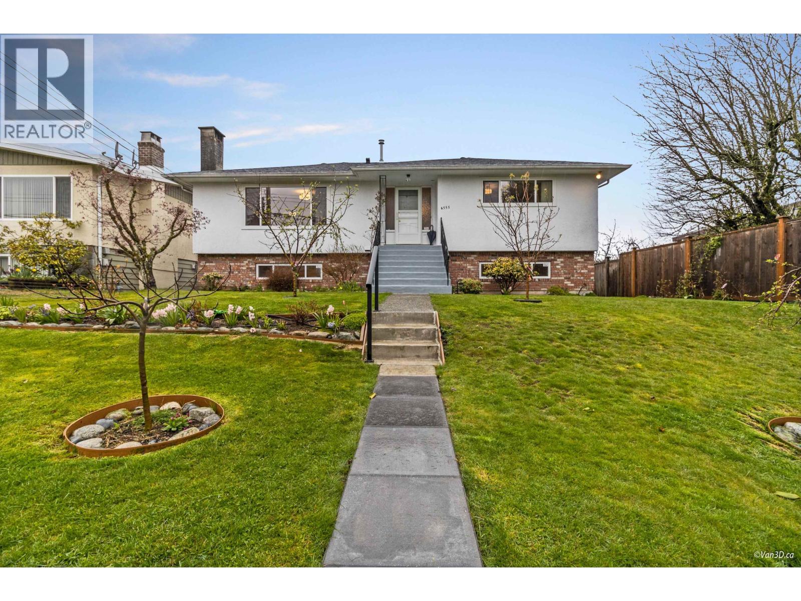 6555 St. Charles Place, Burnaby, British Columbia  V5H 3W1 - Photo 11 - R3095820