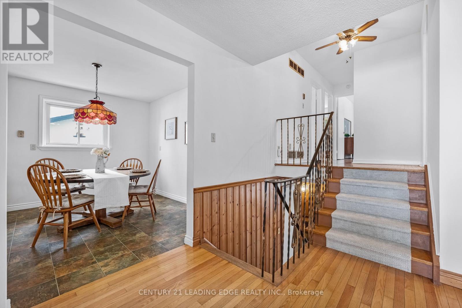 121 Twyn Rivers Drive, Pickering, Ontario  L1V 6L1 - Photo 23 - E12846474