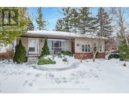 121 TWYN RIVERS DRIVE, Pickering, Ontario