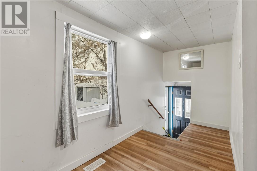 474 Tedman Avenue, Greater Sudbury, Ontario  P3C 5A9 - Photo 16 - 2126122