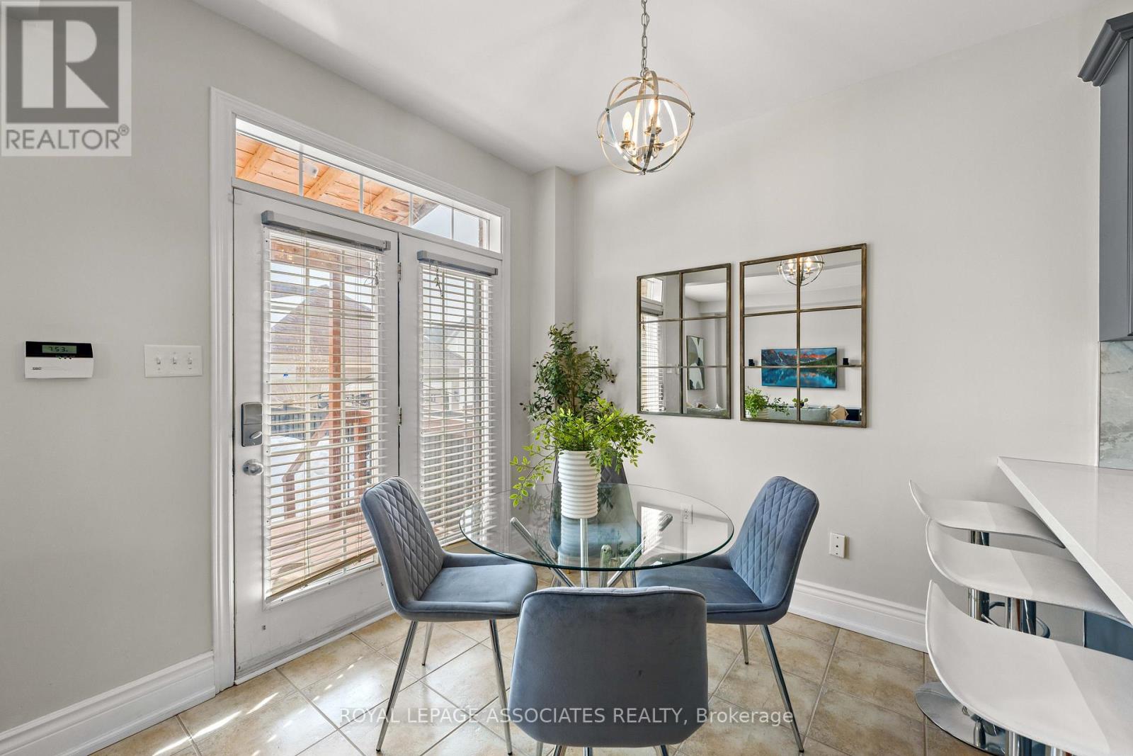 33 Evaridge Drive, Markham, Ontario  L6B 1E7 - Photo 12 - N12846468