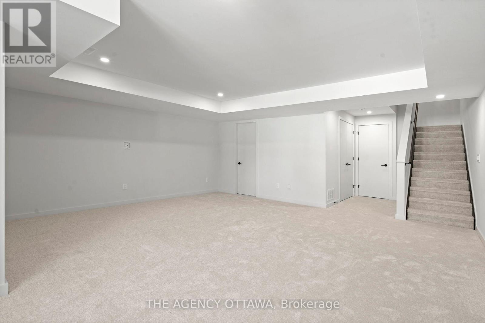 386 Walden Drive, Ottawa, Ontario  K2K 0M9 - Photo 29 - X12845994