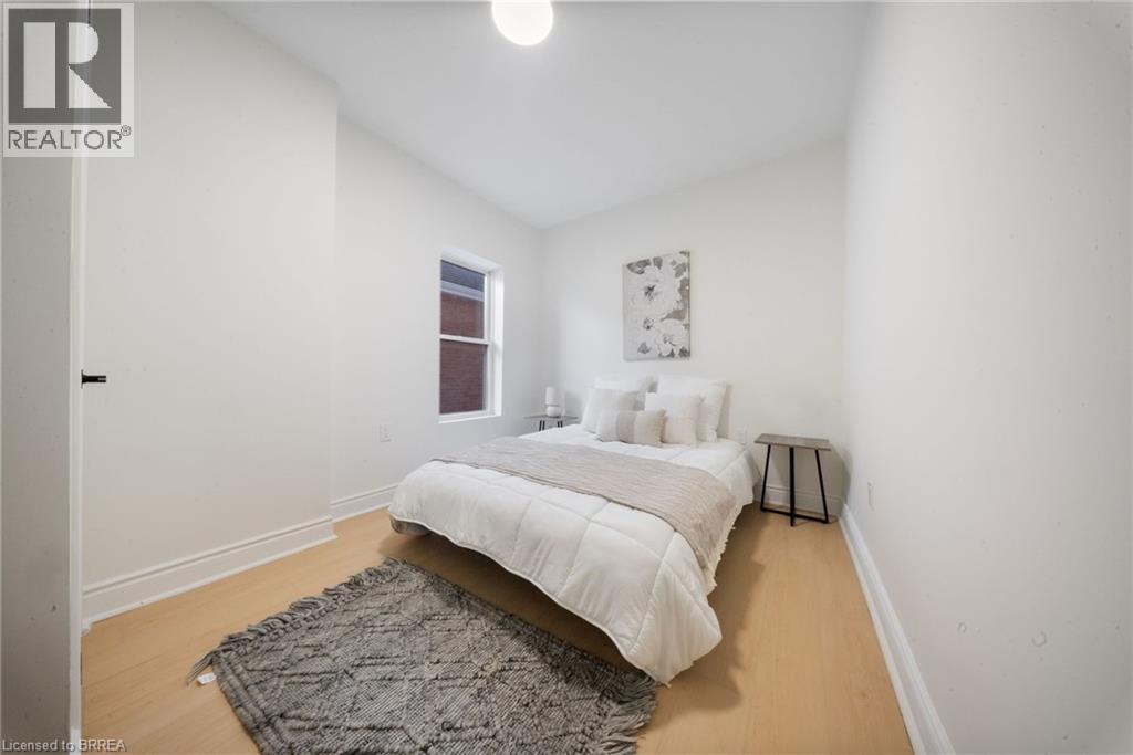 327 Sheridan Street, Brantford, Ontario  N3S 4R8 - Photo 18 - 40806098