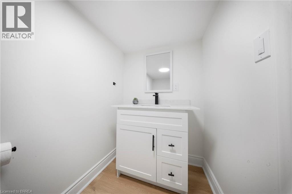 327 Sheridan Street, Brantford, Ontario  N3S 4R8 - Photo 24 - 40806098