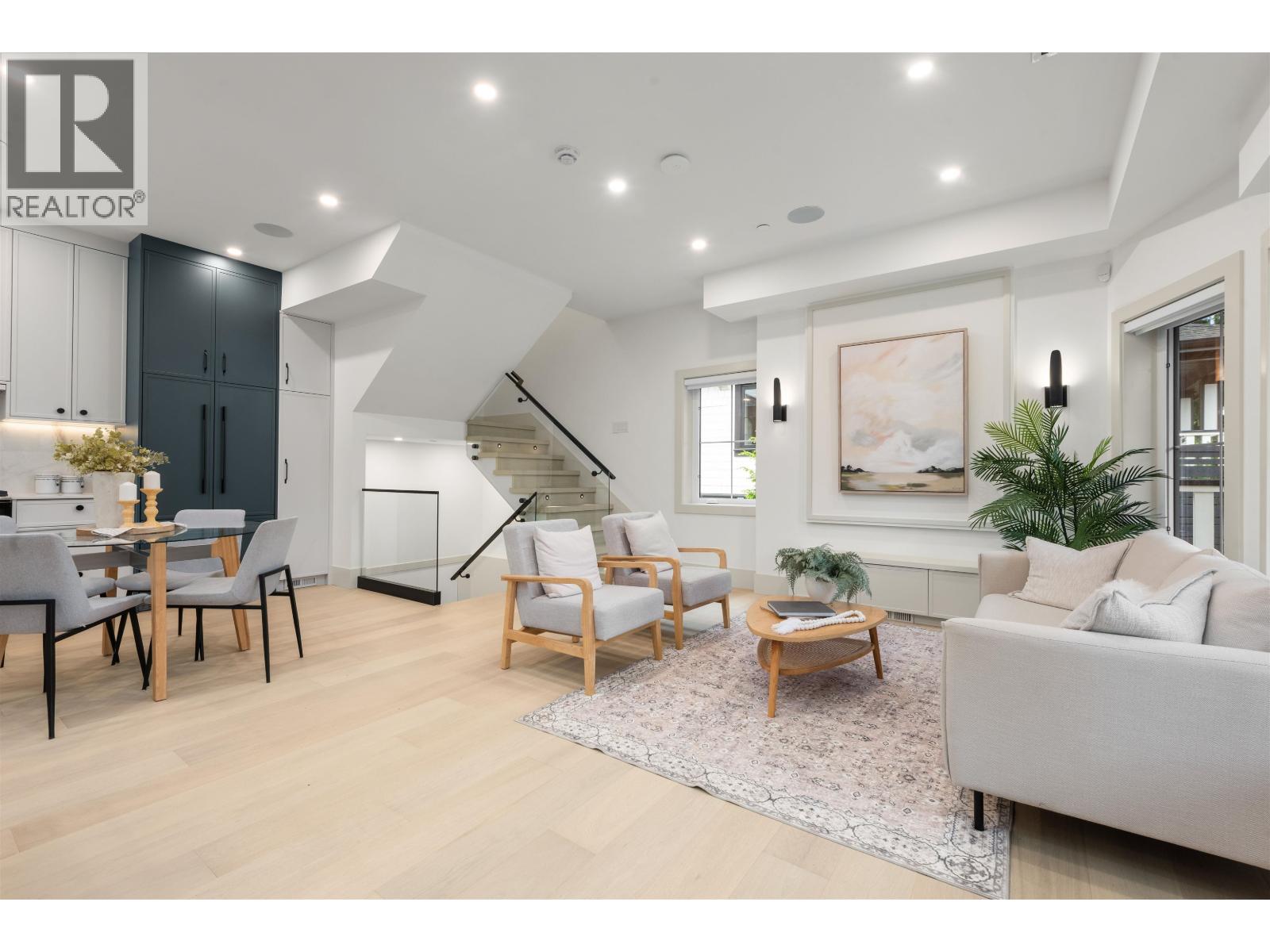 1 365 E 33rd Avenue, Vancouver, British Columbia  V5V 2Z8 - Photo 3 - R3078375