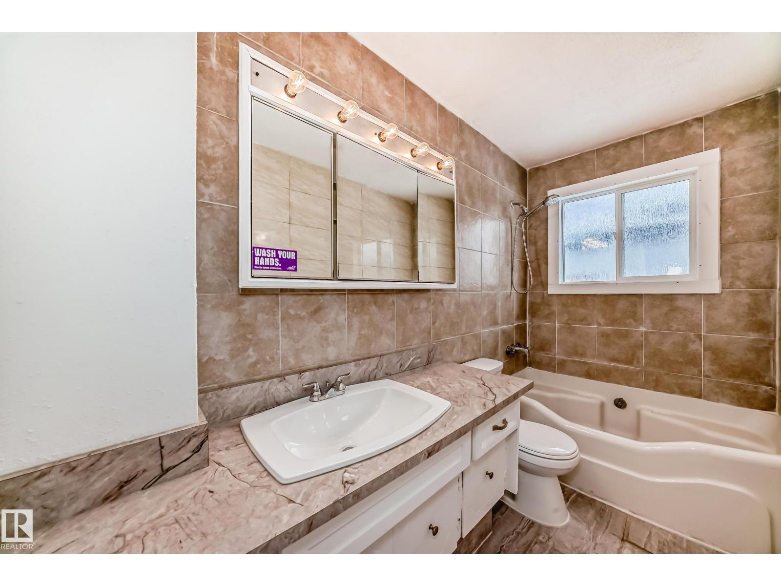 13904 135 Av Nw, Edmonton, Alberta  T5L 3Y8 - Photo 24 - E4475867