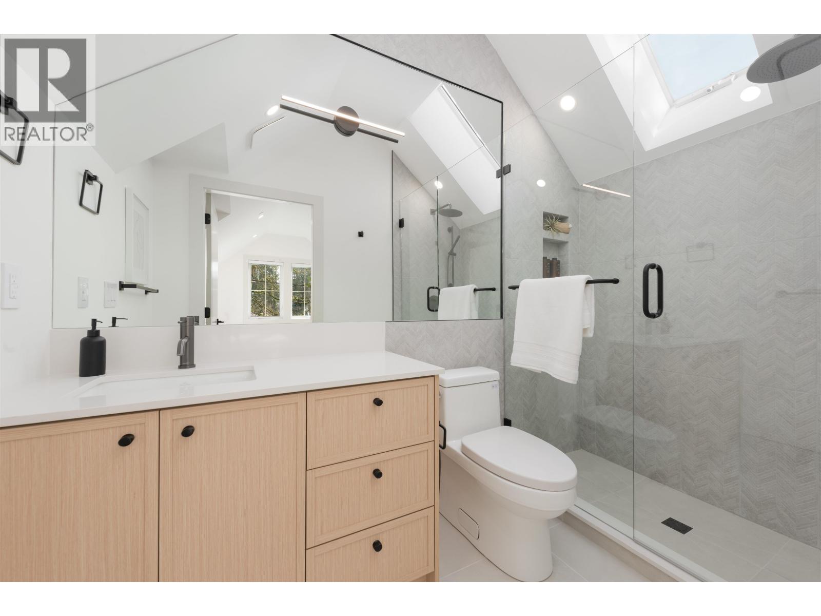 1 375 E 33rd Avenue, Vancouver, British Columbia  V5V 2Z8 - Photo 10 - R3078422