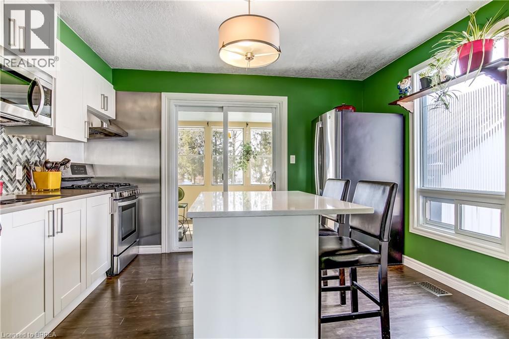 Photo 2 of 23 for 77 Doune Street