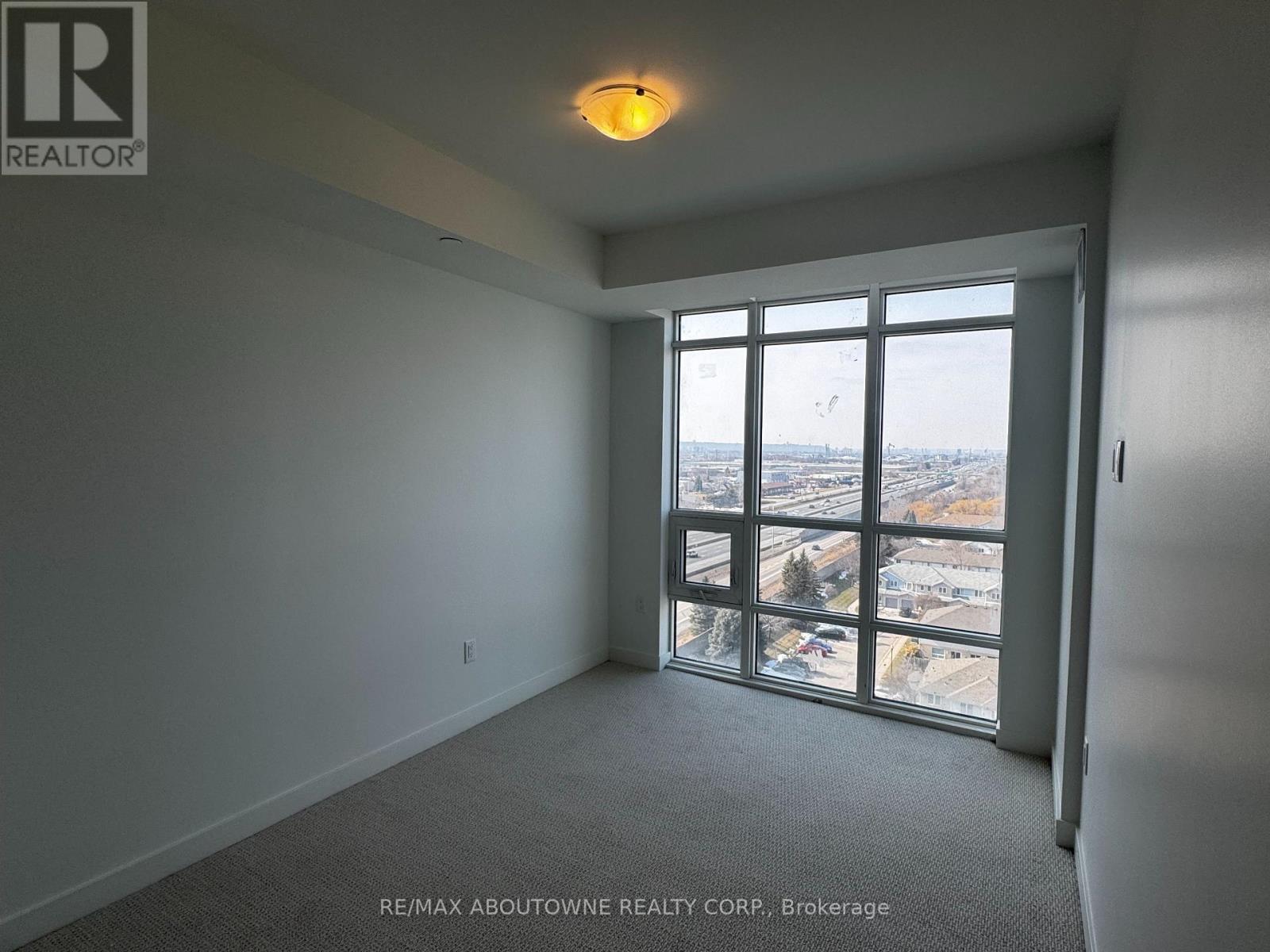 1101 - 461 Green Road, Hamilton, Ontario  L8E 0L5 - Photo 4 - X12846416