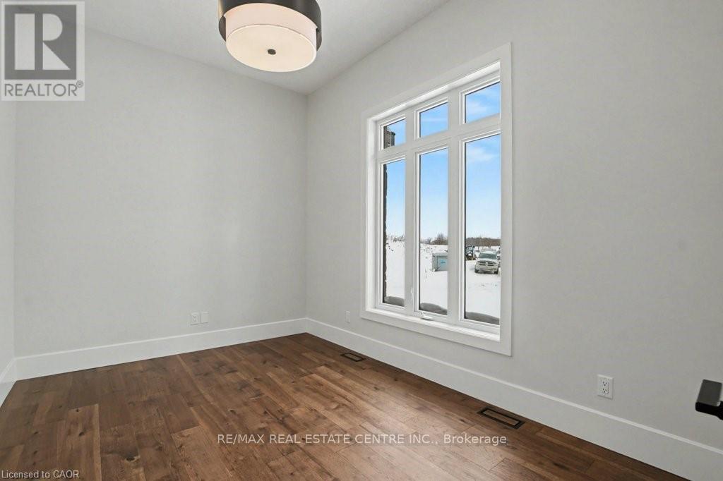 12 Albert Street, Woolwich, Ontario  N0B 2M0 - Photo 7 - X12846428