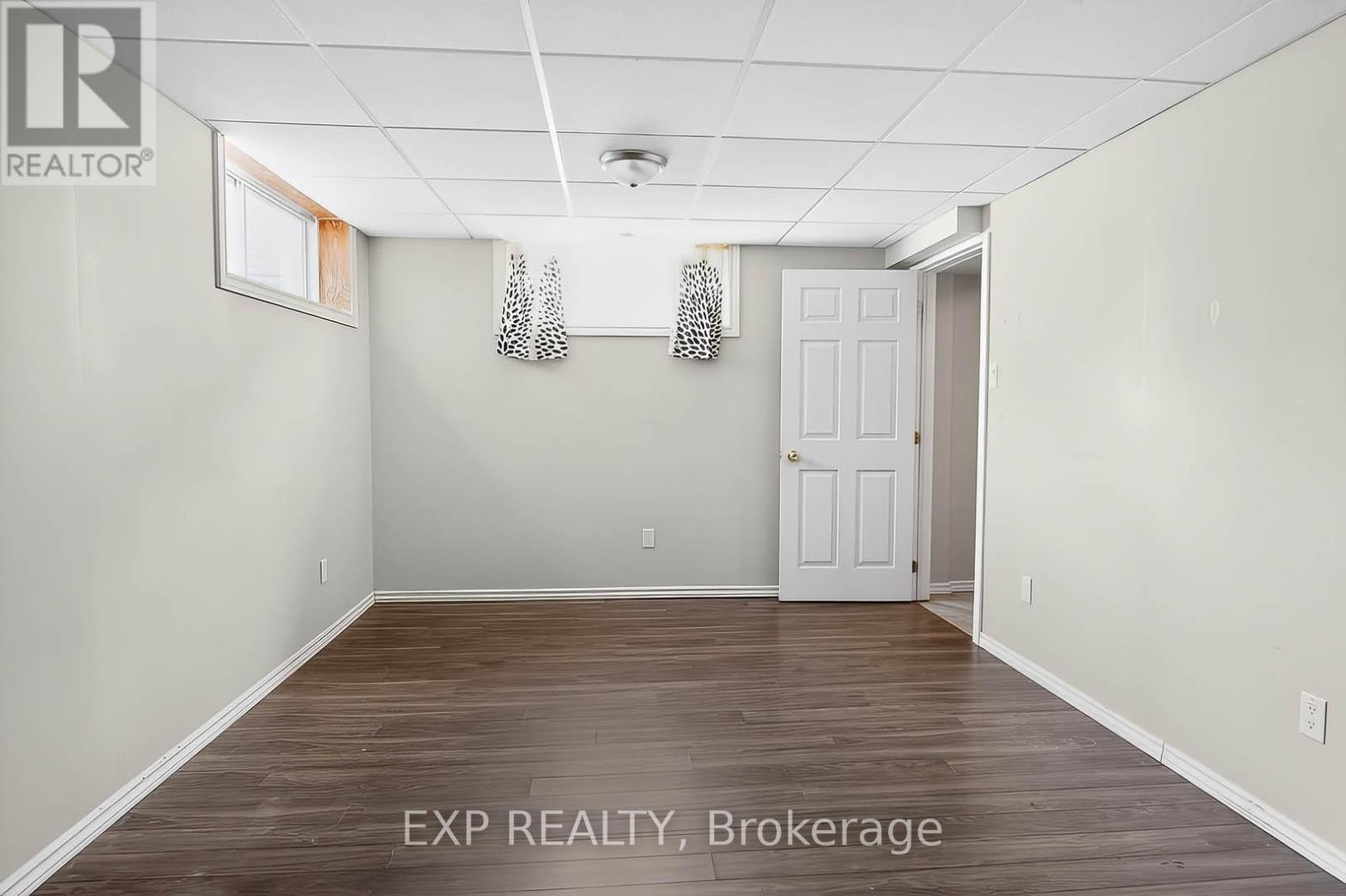 600 Winterberry Avenue, Waterloo, Ontario  N2V 2W5 - Photo 22 - X12846454