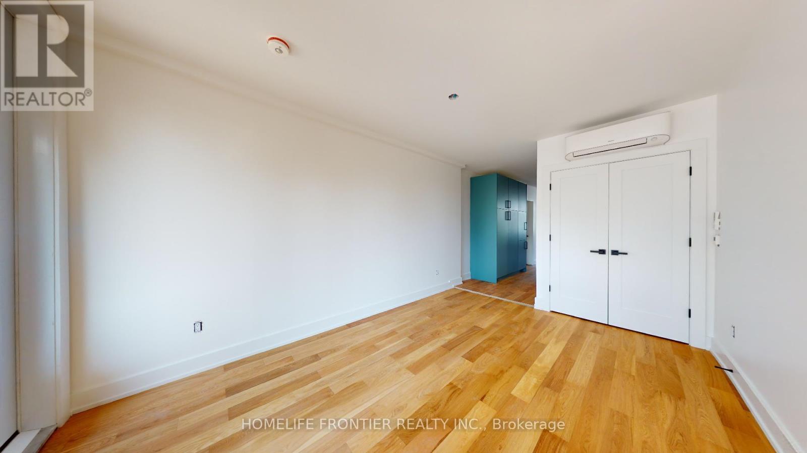 1 - 197 Hallam St Street, Toronto, Ontario  M6H 1X6 - Photo 6 - W12779572