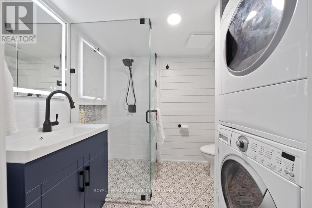 321 Guelph Line, Burlington, Ontario  L7R 3L2 - Photo 32 - W12846164