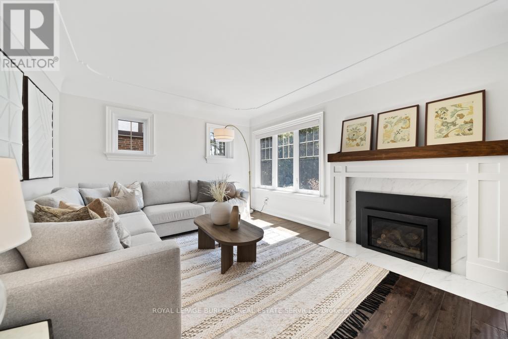 321 Guelph Line, Burlington, Ontario  L7R 3L2 - Photo 6 - W12846164