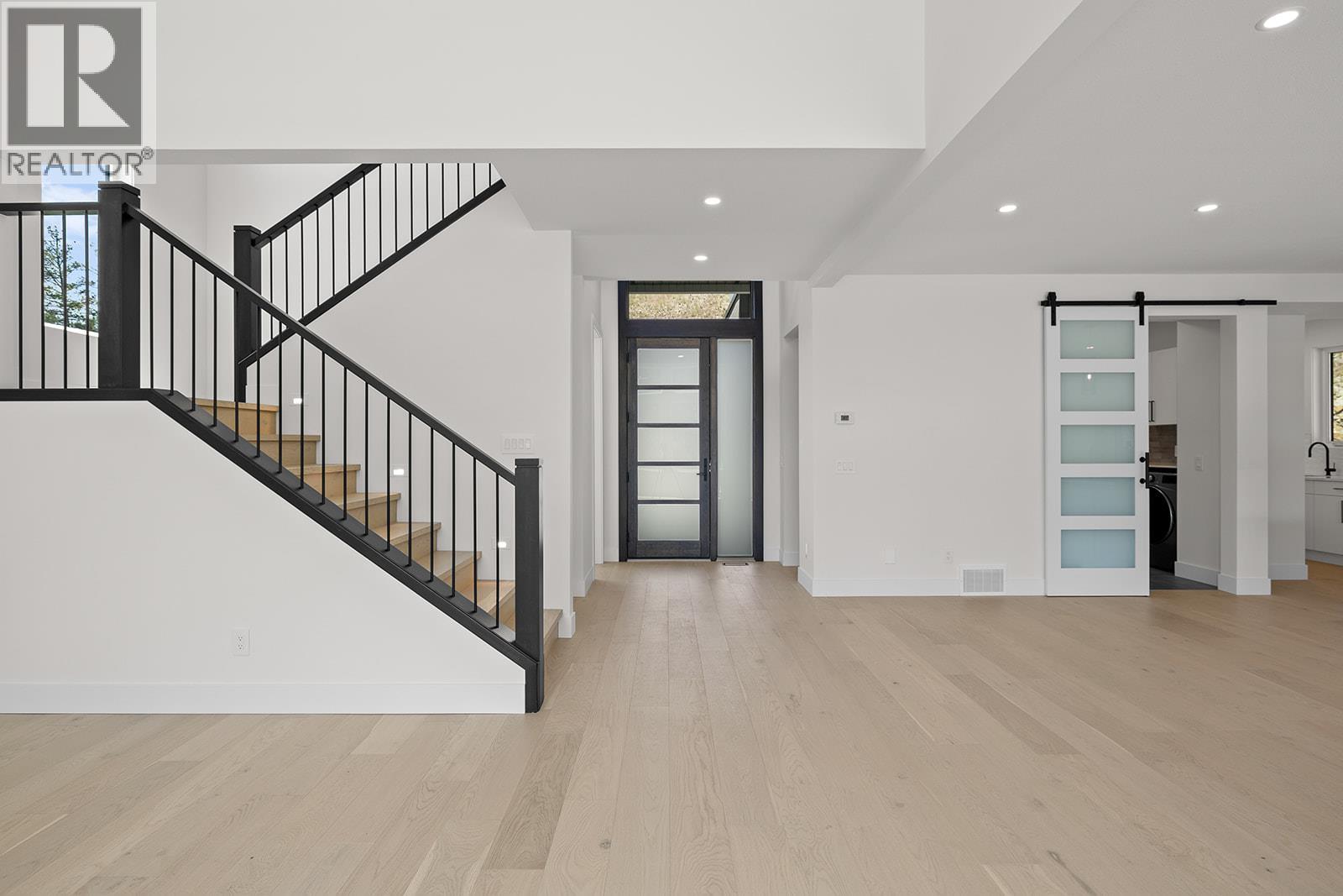 3462 Hilltown Close, Kelowna, British Columbia  V1V 0H4 - Photo 5 - 10351990