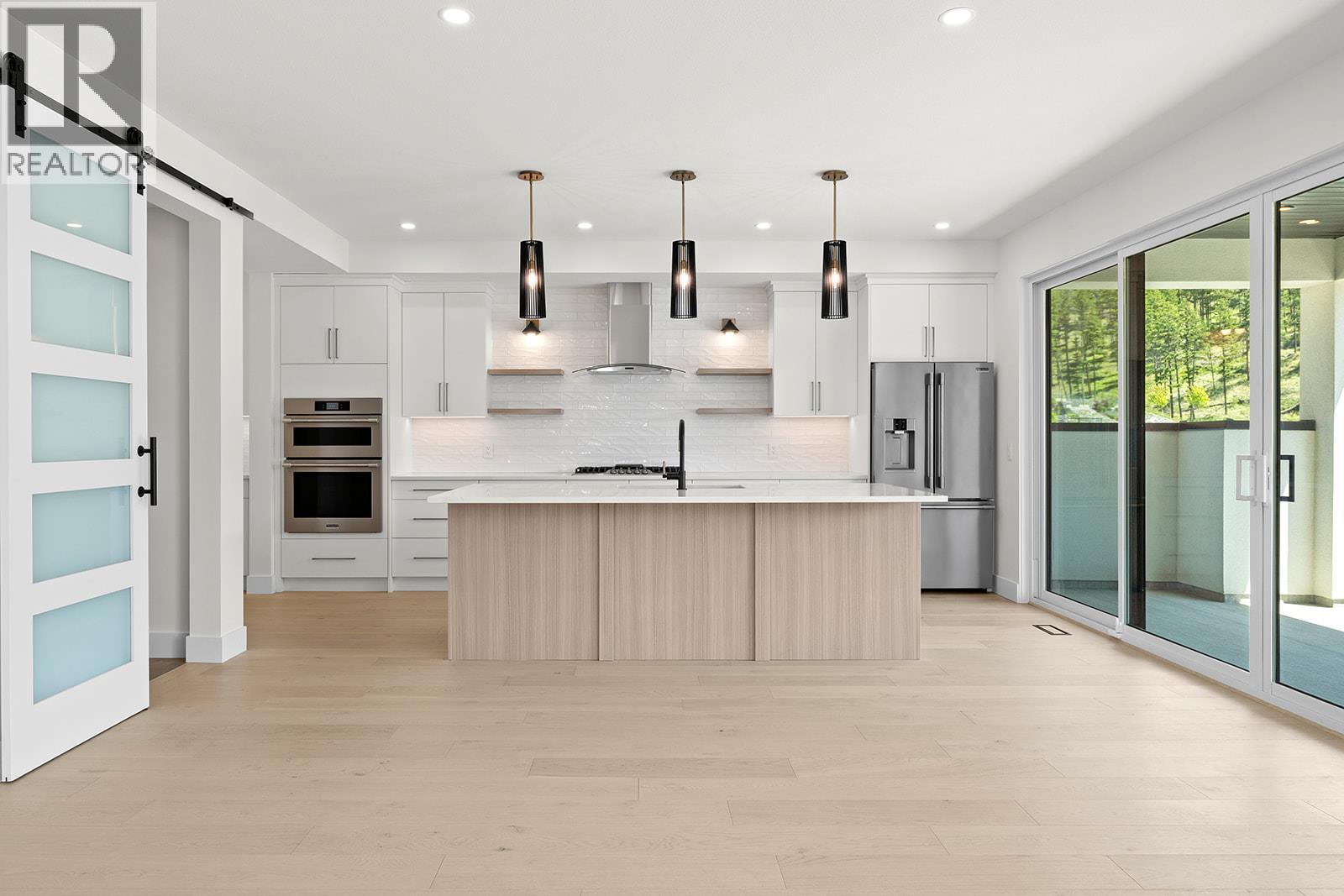 3462 Hilltown Close, Kelowna, British Columbia  V1V 0H4 - Photo 6 - 10351990