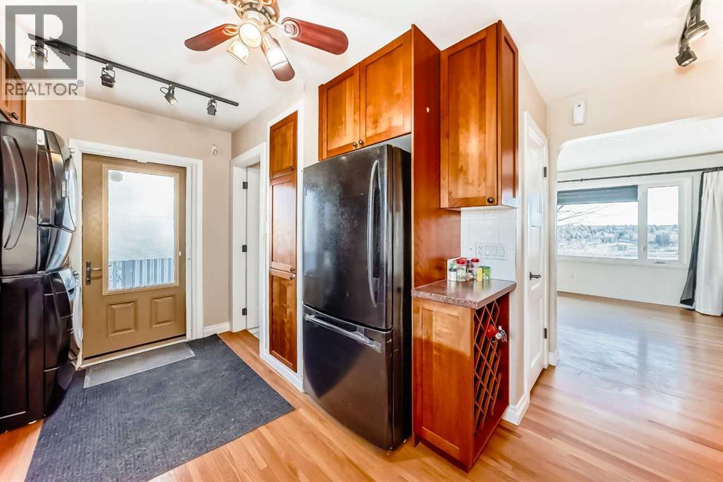 919 Robert Road Ne, Calgary, Alberta  T3A 4W5 - Photo 7 - A2283181