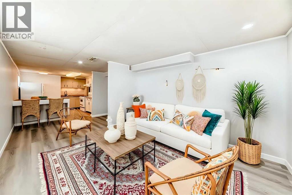 919 Robert Road Ne, Calgary, Alberta  T3A 4W5 - Photo 13 - A2283181