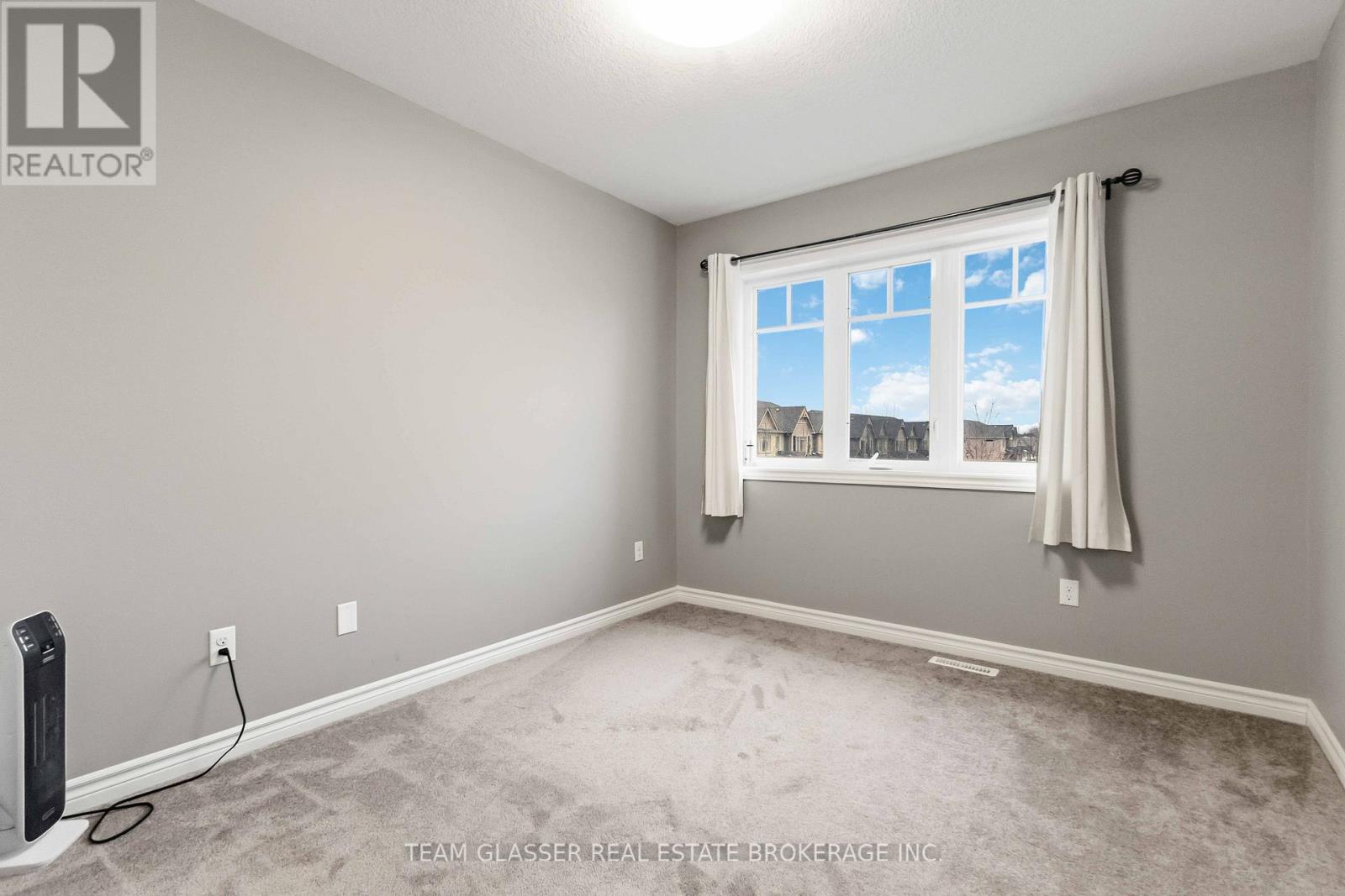 51 - 1924 Cedarhollow Boulevard, London North, Ontario N5X 0K3 - Photo 17 - X12846538